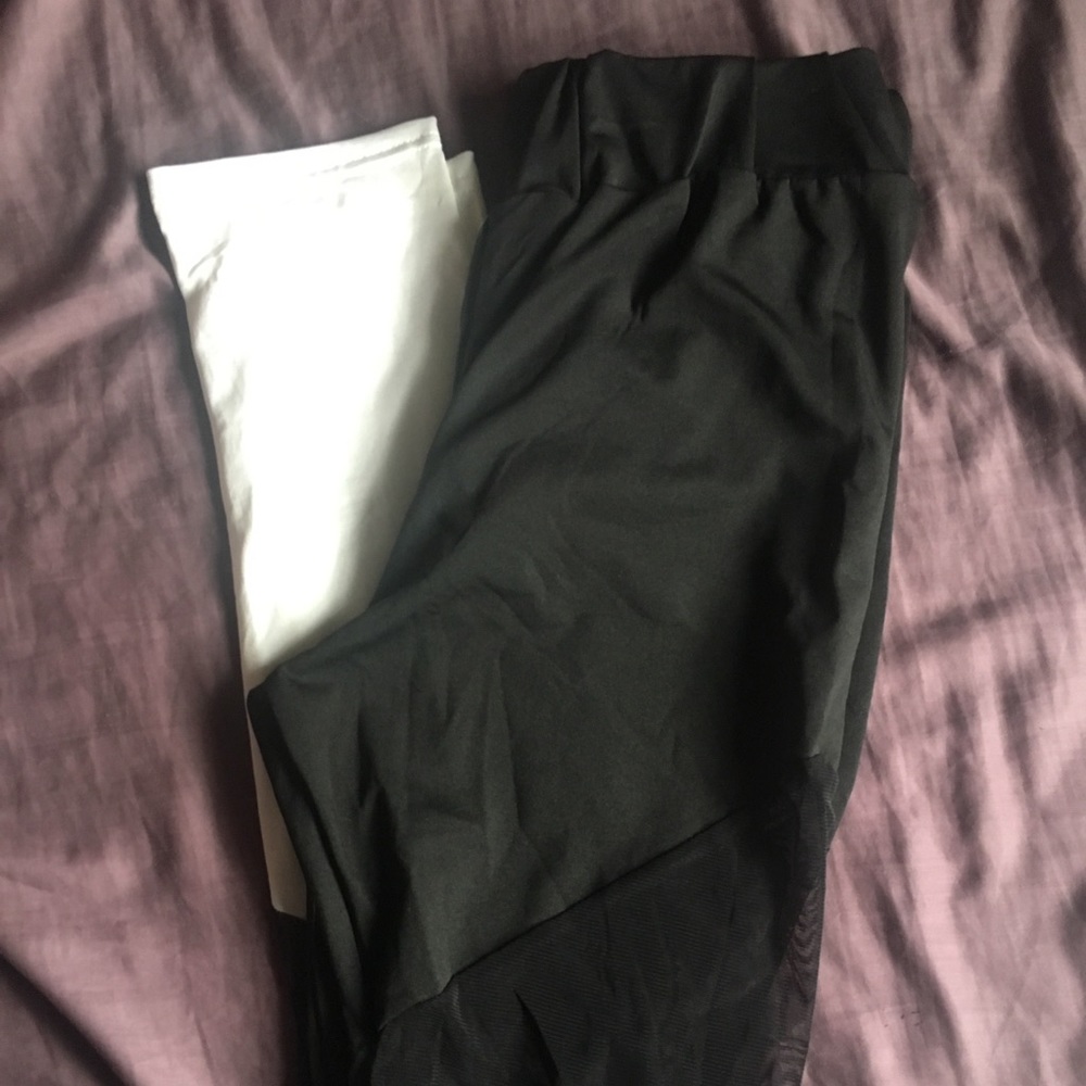 Two toned mesh leggings